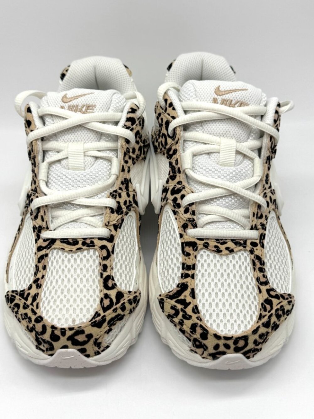 Nike Womens V5 RNR Sueded Leopard Print Shoes Sz 6.5 New IR5823-133 - Picture 2 of 11